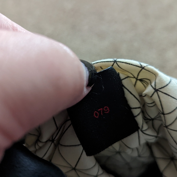 Black Urban Expressions Maddie - Picture 8 of 9